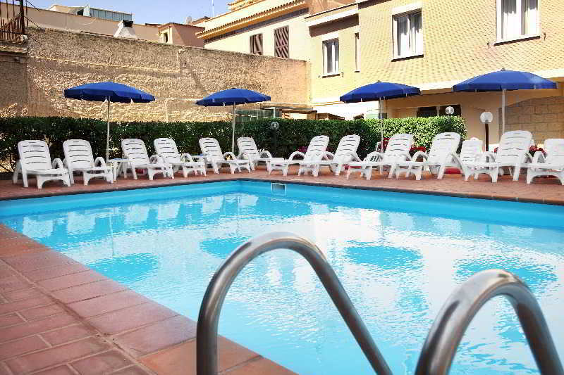Hotel Villa Margherita Ladispoli Exterior foto